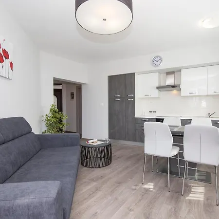 Zdenka Apartment Rabac Exterior photo